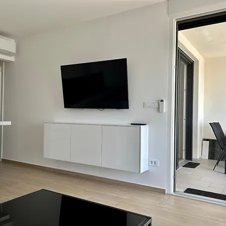 Palm Apartment, Apartmán