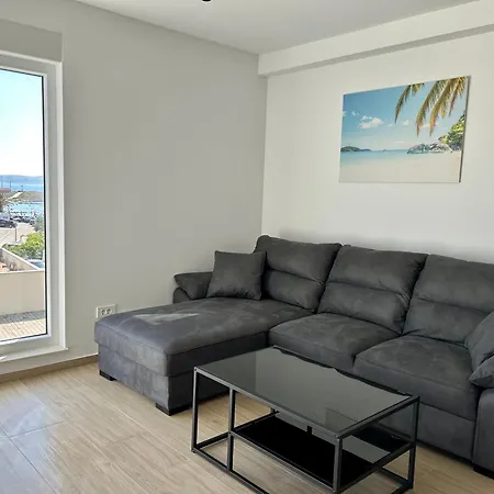 Apartmán Palm Apartment, *