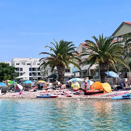 Palm Apartment, *