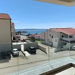Palm Apartment, * بوفليانا